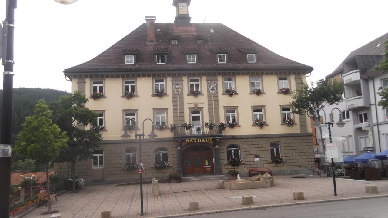 Hotel Neustaedter Hof Titisee-Neustadt Exterior foto